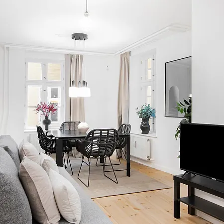 Sanders Downtown Apartament *